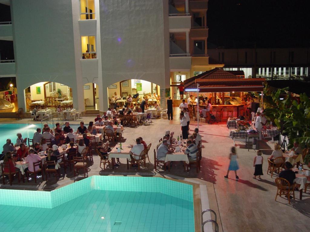 Candan Apart Marmaris Esterno foto