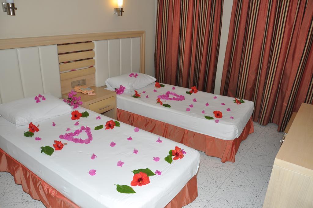 Candan Apart Marmaris Esterno foto